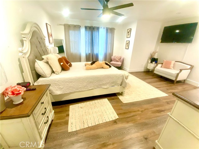 2416 Hialeah Circle, Norco CA: https://media.crmls.org/medias/a6983148-2f44-4c15-97c1-418260284299.jpg