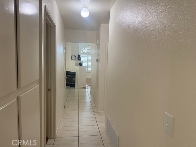 Detail Gallery Image 9 of 28 For 416 S Tamarisk Ave, Rialto,  CA 92376 - 4 Beds | 2 Baths