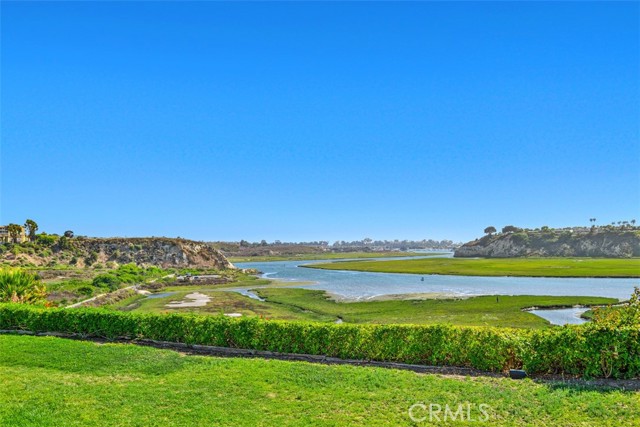Detail Gallery Image 30 of 31 For 525 Vista Flora, Newport Beach,  CA 92660 - 3 Beds | 2/1 Baths