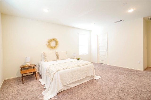 Detail Gallery Image 26 of 42 For 14245 Covered Wagon Ct, Victorville,  CA 92394 - 5 Beds | 2/1 Baths