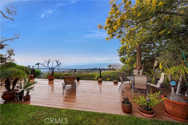 1376 Temple Hills Dr, Laguna Beach, CA 92651