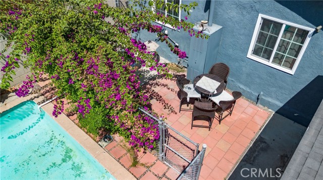 415 E 97th Street, Inglewood CA: https://media.crmls.org/medias/a69c8090-be83-42ba-8d09-d5cf5fc3df2c.jpg