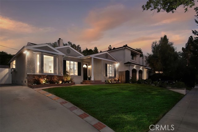 4058 Shadyglade Avenue, Studio City CA: https://media.crmls.org/medias/a69cd46e-8b29-4599-974f-af5860f7a67f.jpg