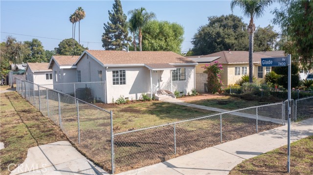 Detail Gallery Image 1 of 1 For 22057 Valerio St, Canoga Park,  CA 91303 - 4 Beds | 3 Baths