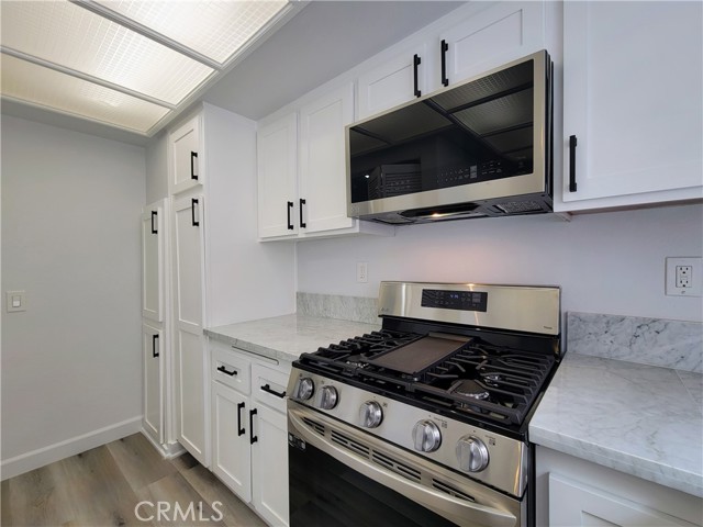 Detail Gallery Image 7 of 29 For 15928 Hunsaker Ave #1,  Paramount,  CA 90723 - 3 Beds | 2/1 Baths