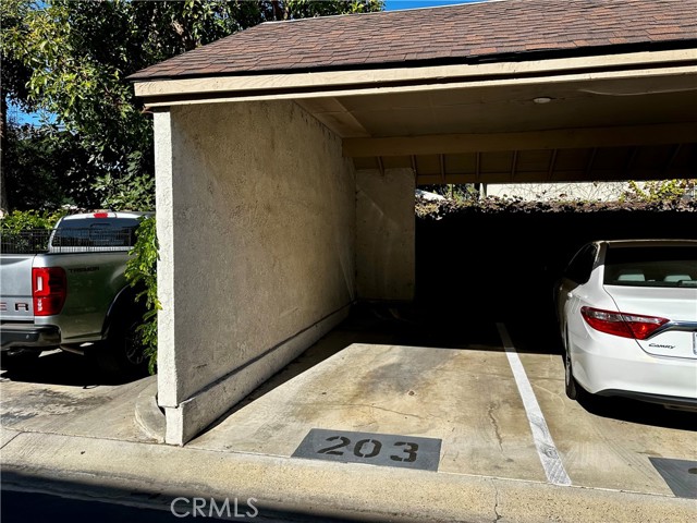 Detail Gallery Image 5 of 72 For 10520 Lakeside Dr #L,  Garden Grove,  CA 92840 - 1 Beds | 1 Baths