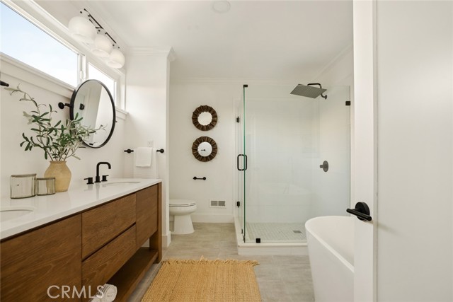1585 Miramar Drive, Newport Beach CA: https://media.crmls.org/medias/a69f9f10-3160-4b24-b5c5-b88fad57e4fd.jpg