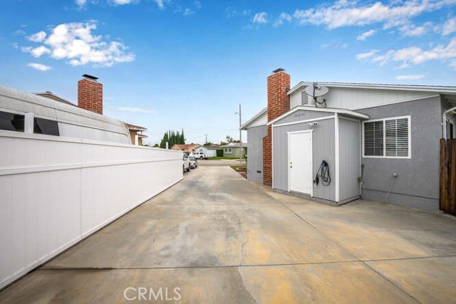 Detail Gallery Image 2 of 39 For 6136 Candor St, Lakewood,  CA 90713 - 3 Beds | 1/1 Baths