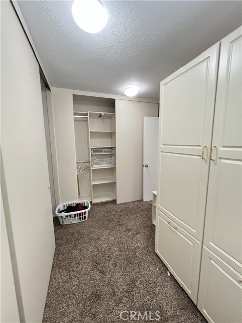 Detail Gallery Image 14 of 23 For 5600 via Junipero Serra, Riverside,  CA 92506 - 4 Beds | 3 Baths