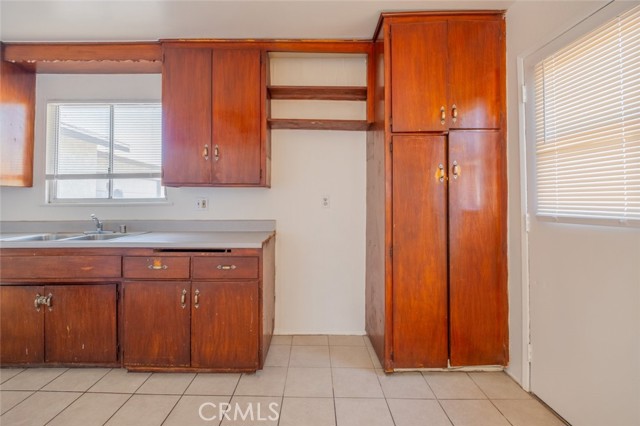 Detail Gallery Image 10 of 25 For 38702 31st St, Palmdale,  CA 93550 - 4 Beds | 2 Baths