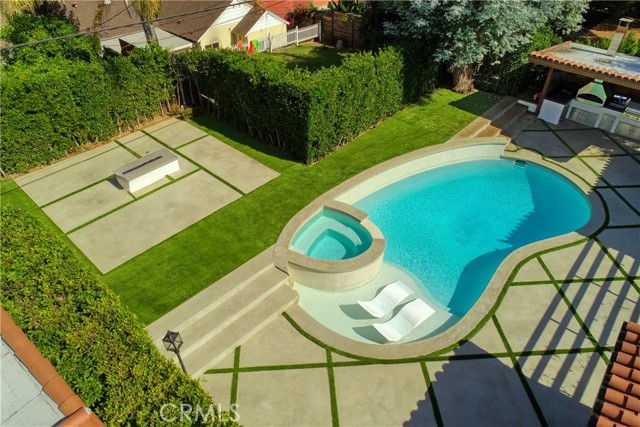 452 Woodbury Road, Glendale CA: https://media.crmls.org/medias/a6a0de73-3097-4485-a8d7-2552180360ef.jpg
