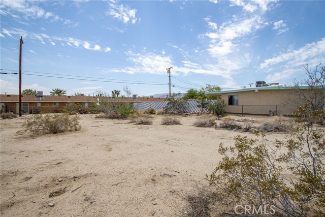 Detail Gallery Image 2 of 9 For 6400 Cienega Dr, Twentynine Palms,  CA 92277 - – Beds | – Baths