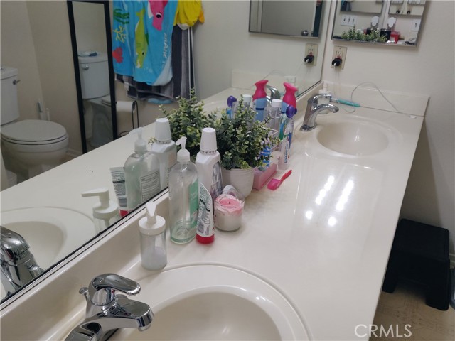 8901 Serapis Avenue, Downey CA: https://media.crmls.org/medias/a6a2abdf-b600-456a-b3e2-277bafc9a244.jpg