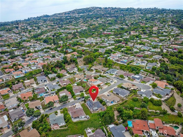 2121 Velez Drive, Rancho Palos Verdes, California 90275, 4 Bedrooms Bedrooms, ,2 BathroomsBathrooms,Residential,For Sale,Velez,DW24078398