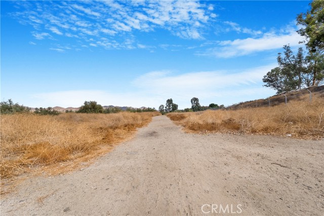 Detail Gallery Image 9 of 35 For 4 Grand Ave, Lake Elsinore,  CA 92530 - – Beds | – Baths