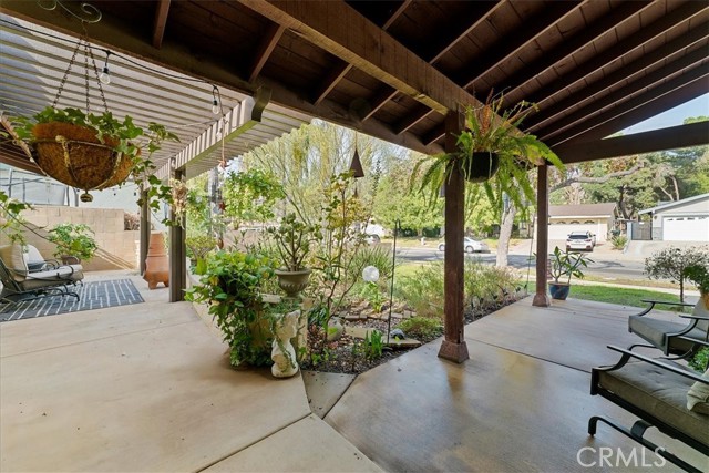 Detail Gallery Image 8 of 50 For 762 W Virginia Ann Dr, Azusa,  CA 91702 - 4 Beds | 2 Baths