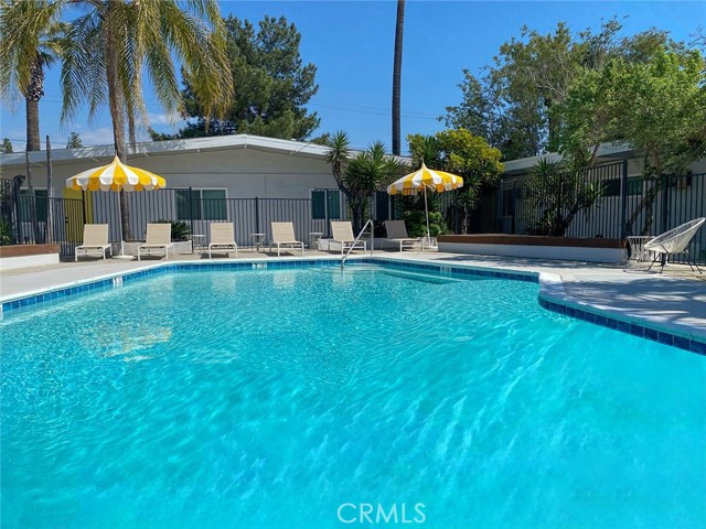 Detail Gallery Image 4 of 13 For 3581 Chicago Ave #D,  Riverside,  CA 92507 - 1 Beds | 1 Baths
