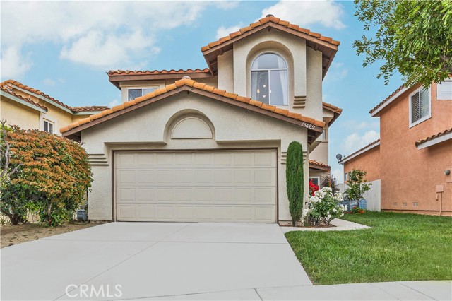 15689 Ladera Vista Drive, Chino Hills CA: https://media.crmls.org/medias/a6a55aeb-b88a-49b4-83fd-58fd1129ae94.jpg
