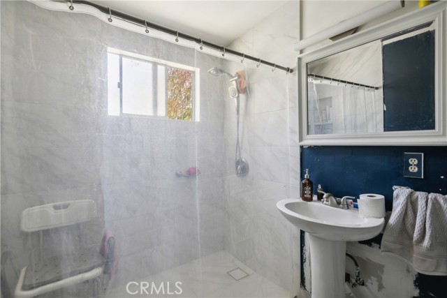 Detail Gallery Image 46 of 60 For 415 7th St, Imperial Beach,  CA 91932 - 5 Beds | 2 Baths