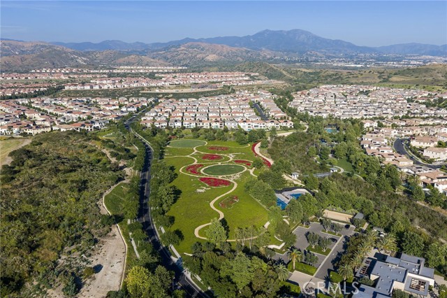 Detail Gallery Image 51 of 52 For 104 Interstellar, Irvine,  CA 92618 - 5 Beds | 5/1 Baths