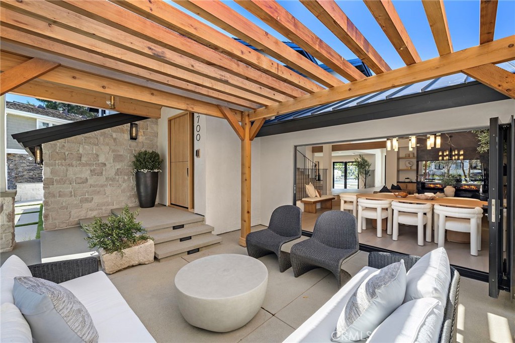 MLS #OC26165398 image #3