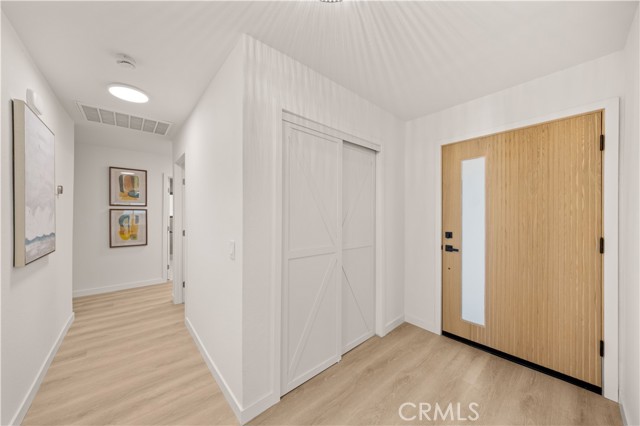 4700 Emerald Avenue, La Verne CA: https://media.crmls.org/medias/a6a97364-b149-49d8-b93d-f041e000271e.jpg