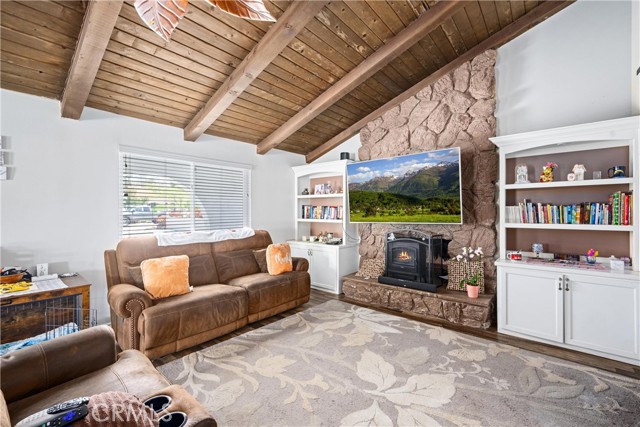 Detail Gallery Image 7 of 34 For 19927 Athenon Ave, Perris,  CA 92570 - 3 Beds | 2 Baths