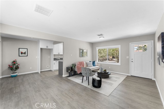 Detail Gallery Image 5 of 40 For 38634 Carolside Ave, Palmdale,  CA 93550 - 4 Beds | 2 Baths