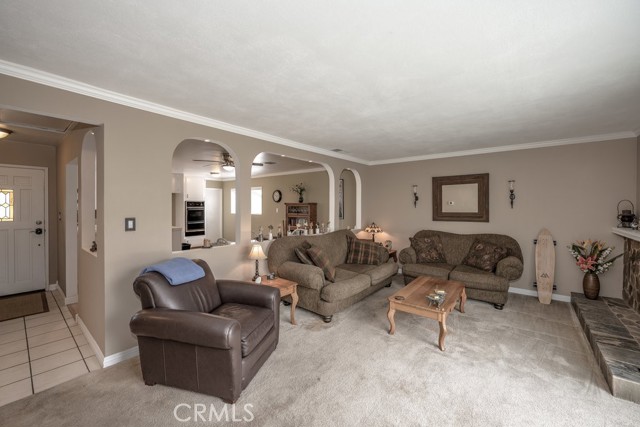 2042 Hurles Avenue photo 4
