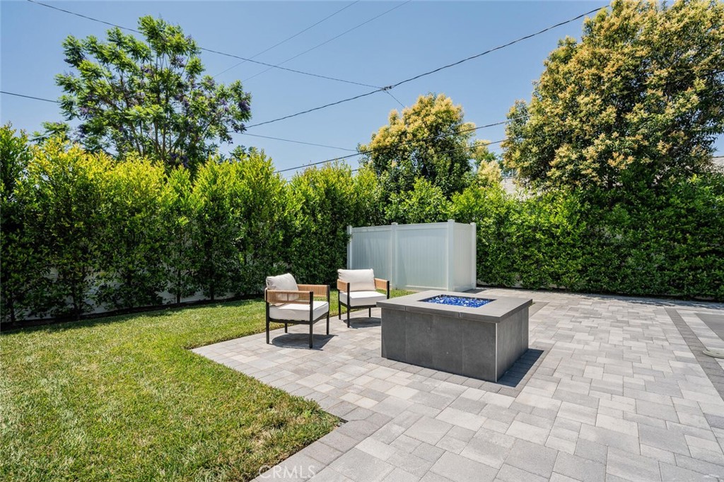 251 S Griffith Park DriveBurbank image #42