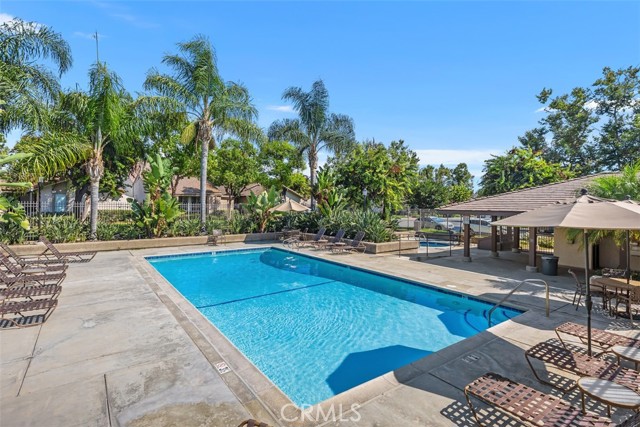 Detail Gallery Image 34 of 41 For 5 Bright Hollow, Irvine,  CA 92618 - 2 Beds | 2 Baths