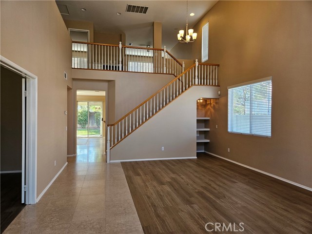 Detail Gallery Image 3 of 28 For 4120 Forest Highlands Cir, Corona,  CA 92883 - 4 Beds | 3 Baths