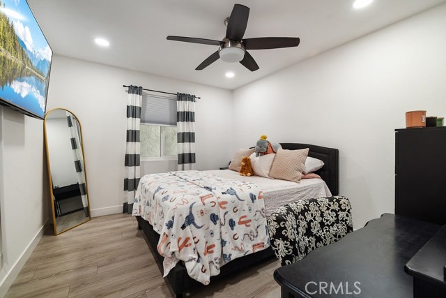 41841 55th W Street, Lancaster CA: https://media.crmls.org/medias/a6ad01dd-cc1e-4667-b650-49ed3c9c795f.jpg