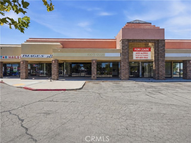  Commercial for Sale in Palmdale, California