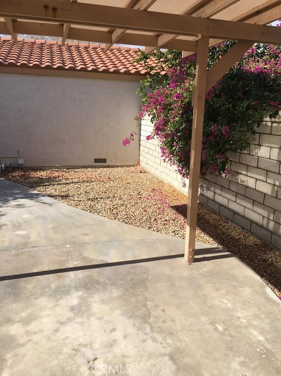 Image 30 for 399   Tava LN