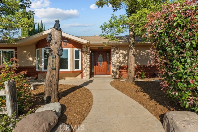 2830 Kadota Street photo 4