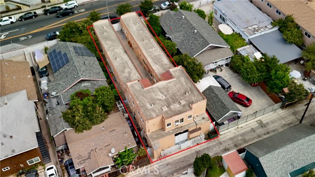 1222 E 10th Street, Long Beach CA: https://media.crmls.org/medias/a6ae653d-cc2f-4e22-a751-2bf10edd64d0.jpg