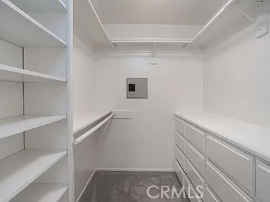 https://media.crmls.org/medias/a6aeaec1-f732-4669-9a3f-9d07502278eb.jpg?preset=X-Large