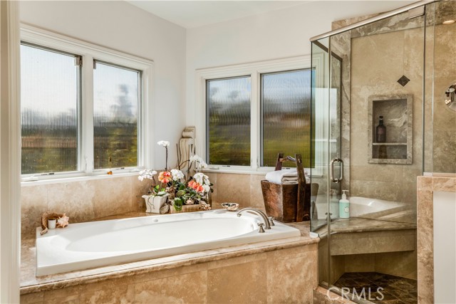 595 35th Street, Manhattan Beach, California 90266, 6 Bedrooms Bedrooms, ,4 BathroomsBathrooms,Residential,Sold,35th,SB22117644