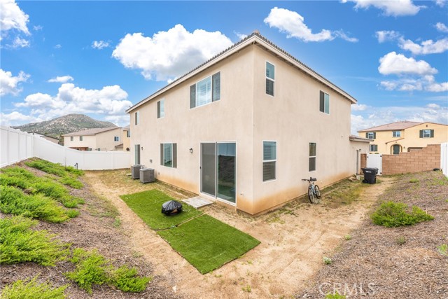 25840 Lowland Court, Homeland CA: https://media.crmls.org/medias/a6affef3-3ca4-4a37-8c65-683b3b6a4a49.jpg