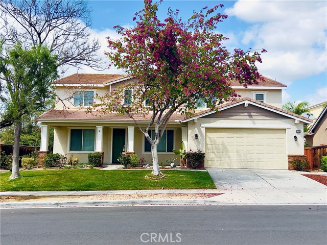 Detail Gallery Image 4 of 42 For 17231 Greentree Dr, Riverside,  CA 92503 - 5 Beds | 4 Baths