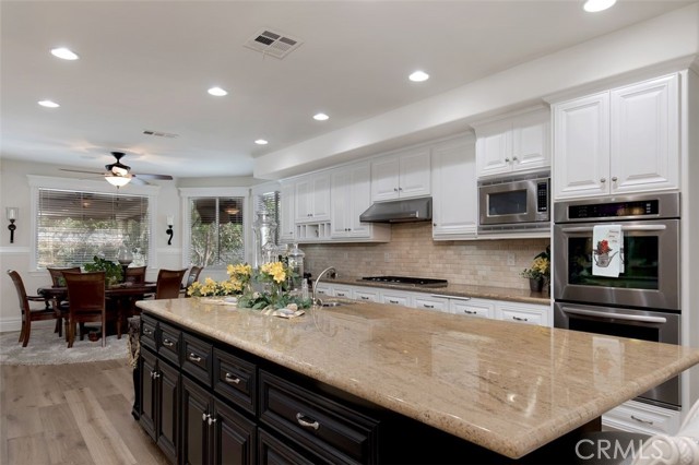 Detail Gallery Image 21 of 59 For 2855 Citrocado Ranch St, Corona,  CA 92881 - 6 Beds | 5/1 Baths