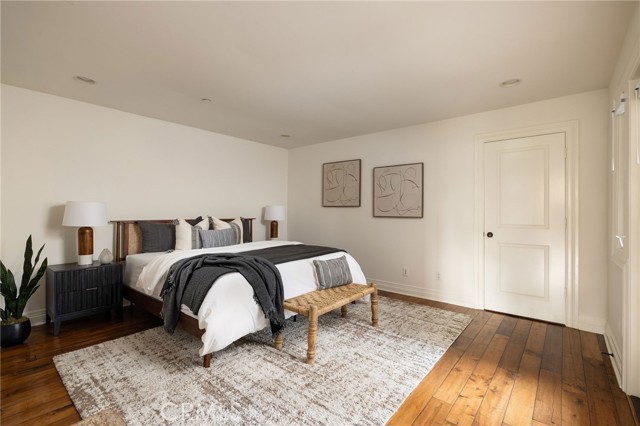 633 Rockford Road, Corona del Mar CA: https://media.crmls.org/medias/a6b1ed8c-371a-487c-92b8-ee47c450a15c.jpg