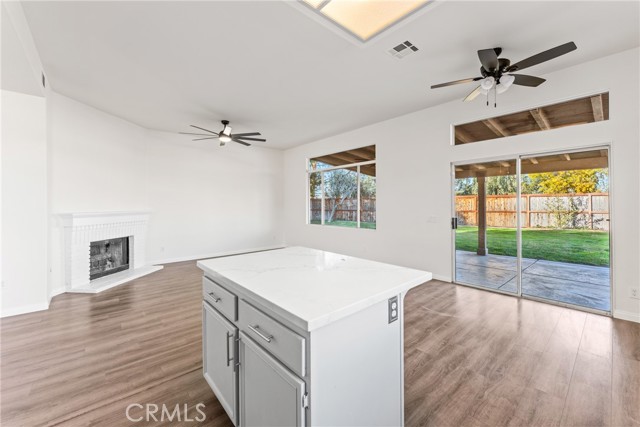 13514 Big Sky Court, Yucaipa CA: https://media.crmls.org/medias/a6b3be2d-4bb5-4722-b596-6fa0ff34ba4c.jpg