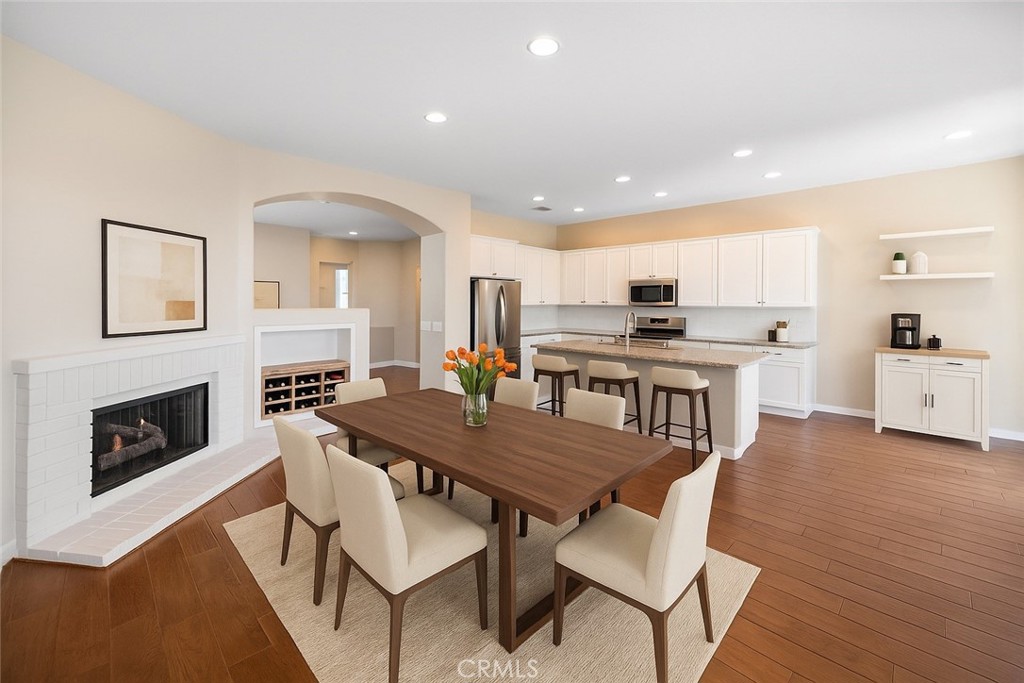 MLS #OC25165991 image #4