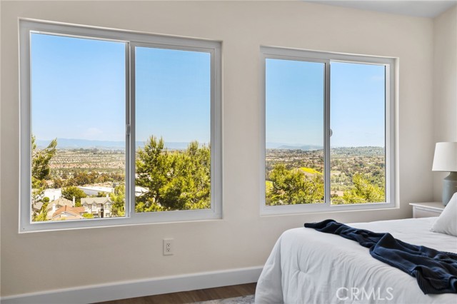 Detail Gallery Image 41 of 63 For 32 Cameo Dr, Aliso Viejo,  CA 92656 - 5 Beds | 3 Baths