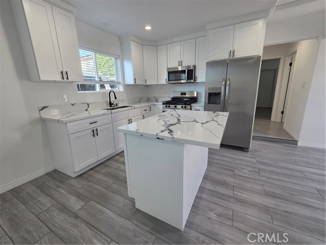 Front Image Thumbnail for CRSR25276322