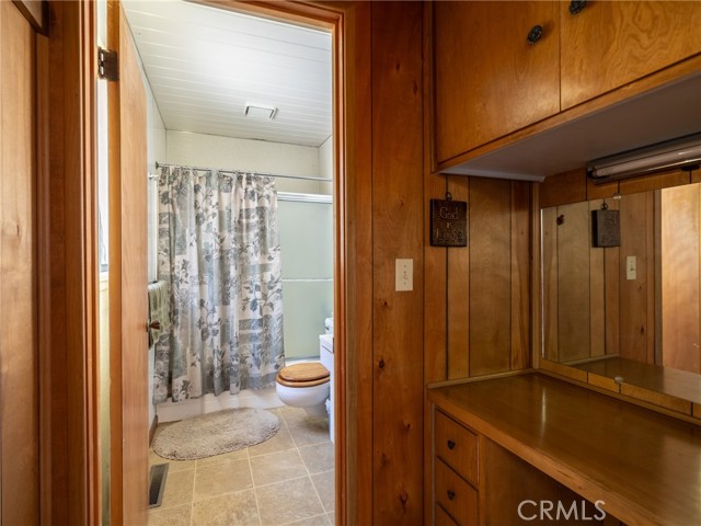 Detail Gallery Image 19 of 25 For 885 Menlo Dr, Big Bear Lake,  CA 92315 - 2 Beds | 1 Baths