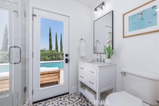 3625 Terrace View Drive, Encino CA: https://media.crmls.org/medias/a6b569d3-2c9f-44e0-abe5-09bcef0e3b79.jpg