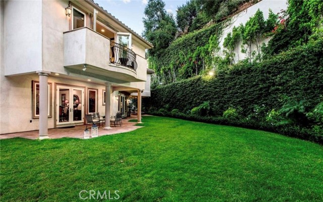 Detail Gallery Image 13 of 26 For 1441 Robmar, Beverly Hills,  CA 90210 - 7 Beds | 7/1 Baths